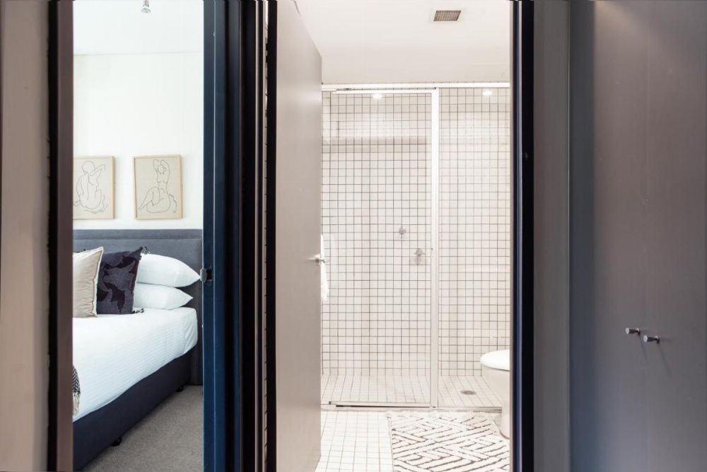 Central City Loft With Gym and Pool